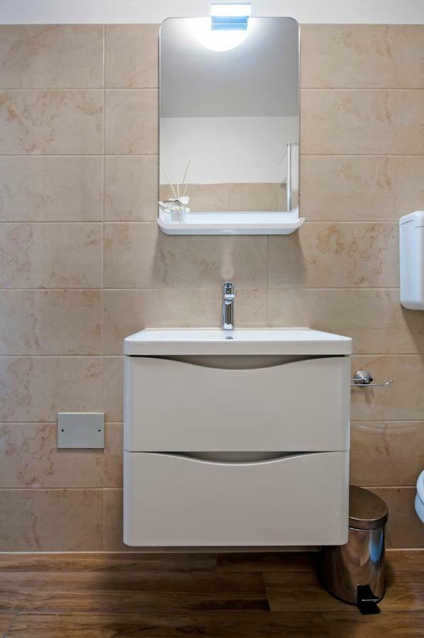 Apartment Loki Rovinj Buitenkant foto